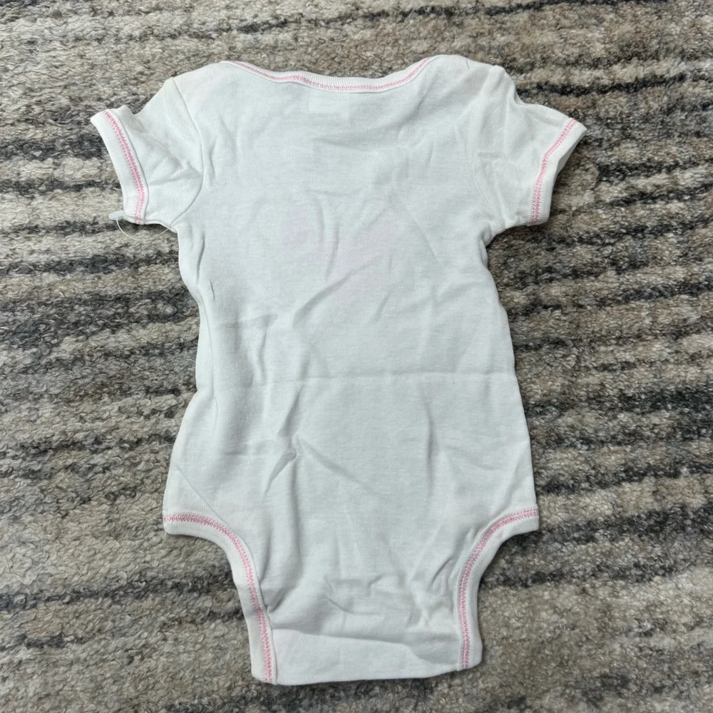 “I love my aunt” baby onesie